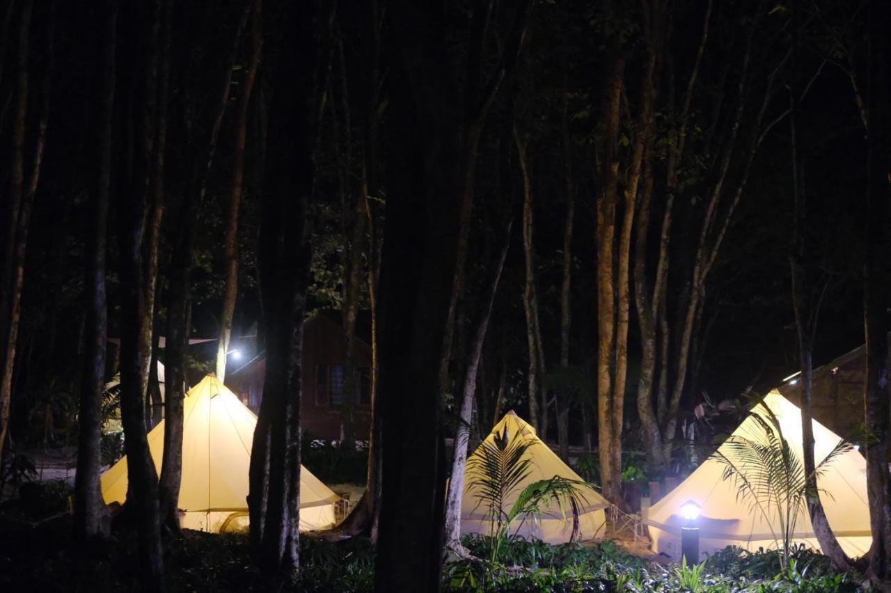 O Little Tent De Koh Chang Ranong Exterior photo